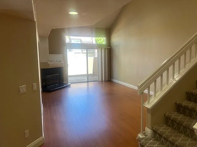 500 S Mint Ln — Photo 2