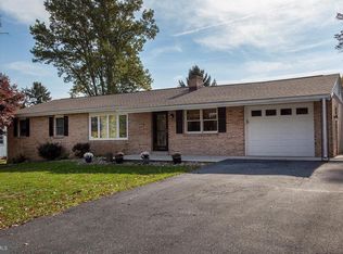 107 Nittany Dr, Mechanicsburg, PA 17055