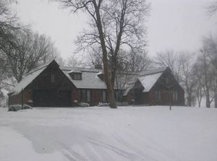 22500 Woodland Ct, Morton, IL 61550