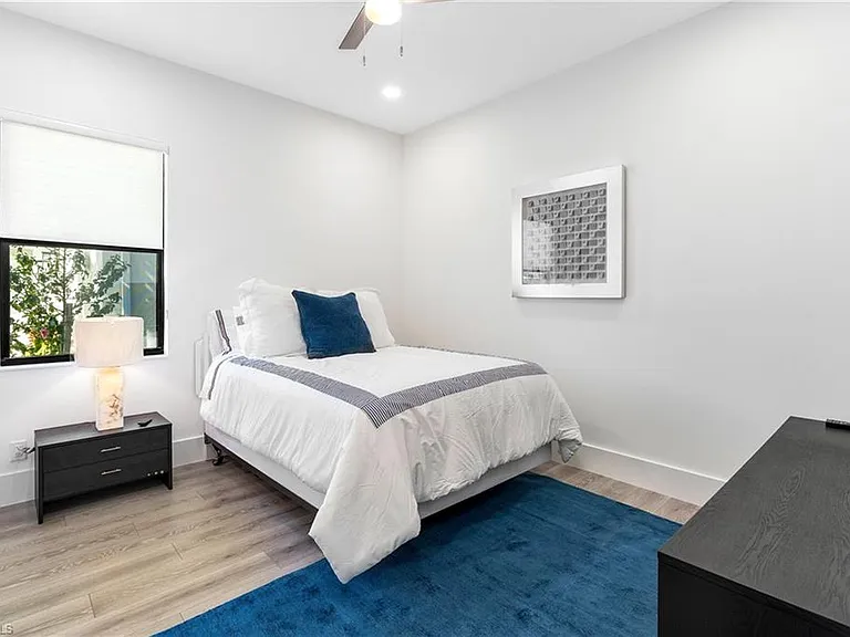 9675 Moonflower Ct — Photo 23
