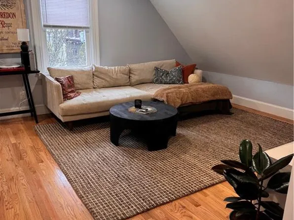 93 Chapin Ave Floor 3, Providence, RI 02909