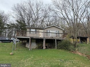 5702 Cold Run Valley Rd, Berkeley Springs, WV 25411
