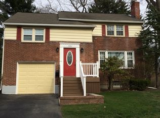 1050 Cornelius Ave, Niskayuna, NY 12309