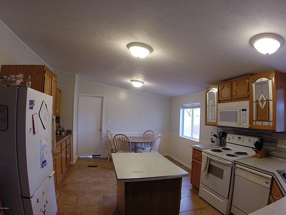 4th image of 3107 W LAKELAND Drive