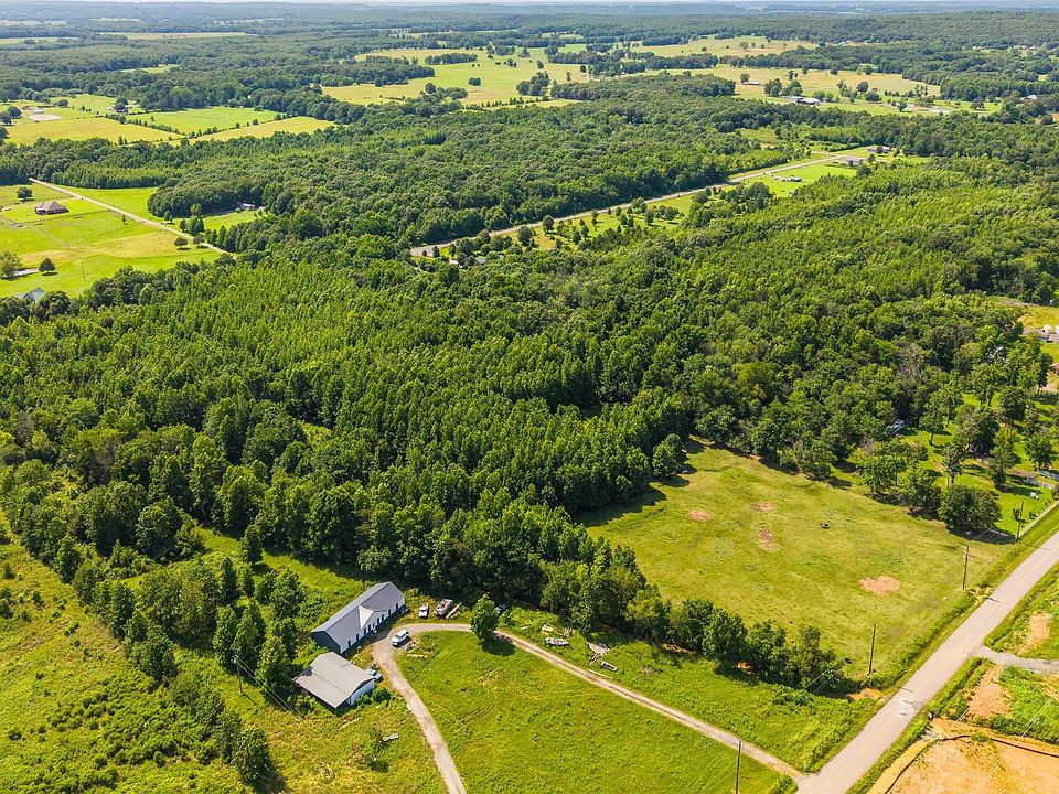 4th image of 272 Bill Hill Rd