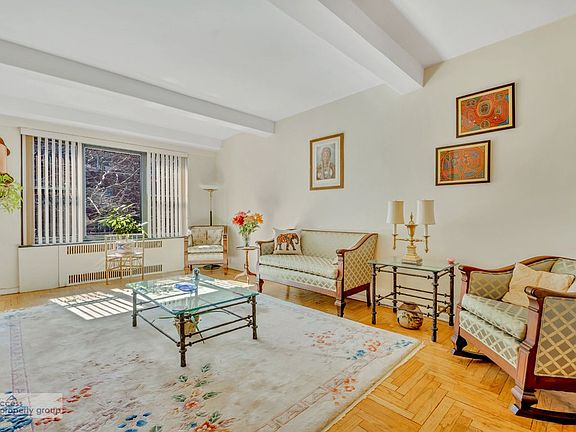 2nd image of 55 Park Ter E APT B44