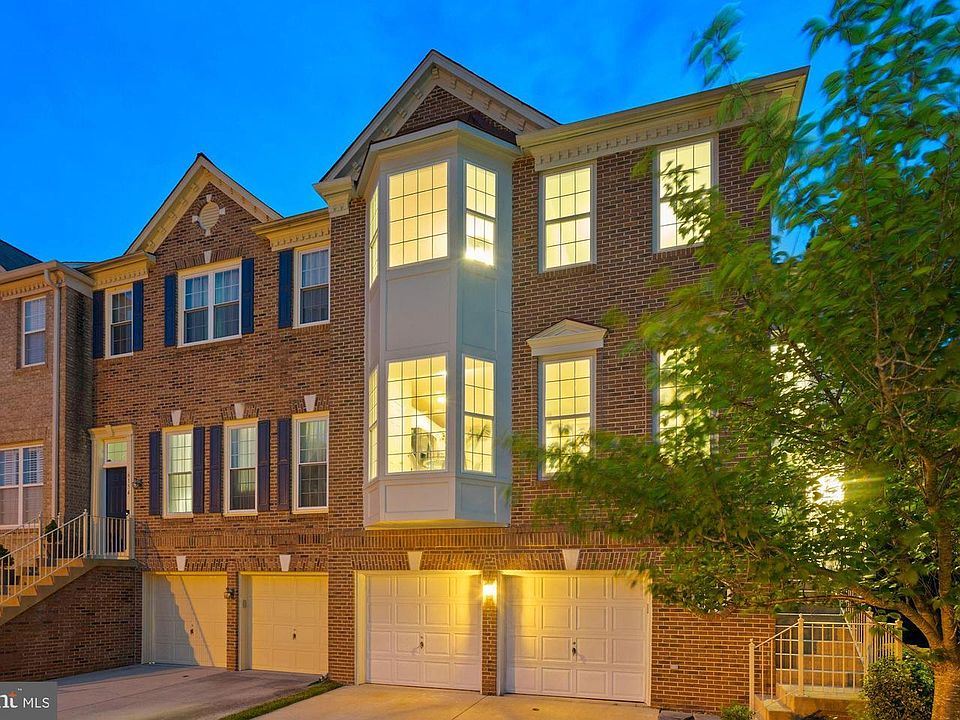 1st image of 6152 Manchester Park Cir
