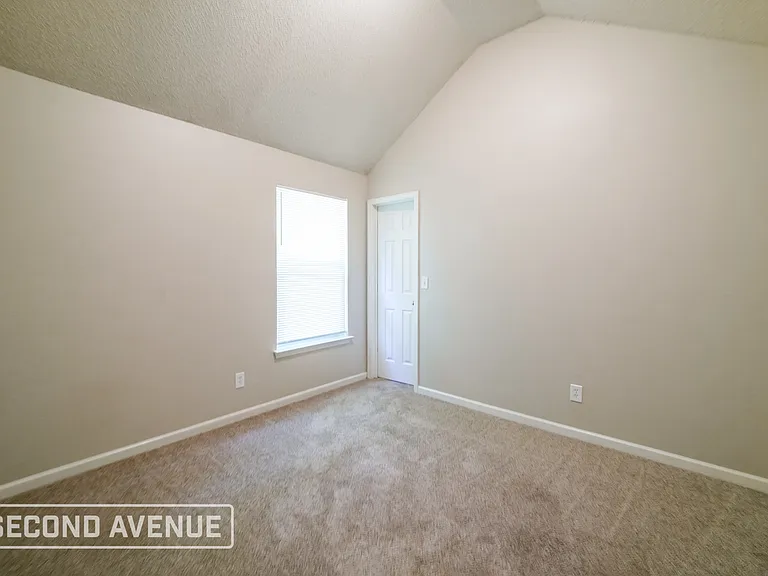 5012 Serenity Point Ln — Photo 13