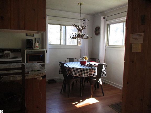 5th image of 1356 S Bay Dr