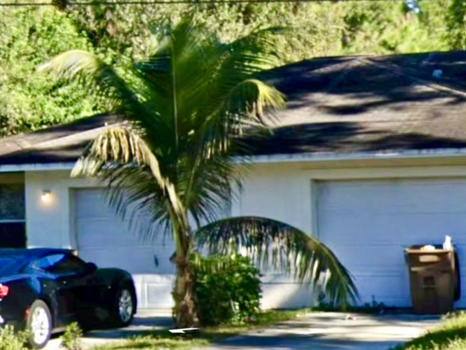 2nd image of 769 Meadow Rd