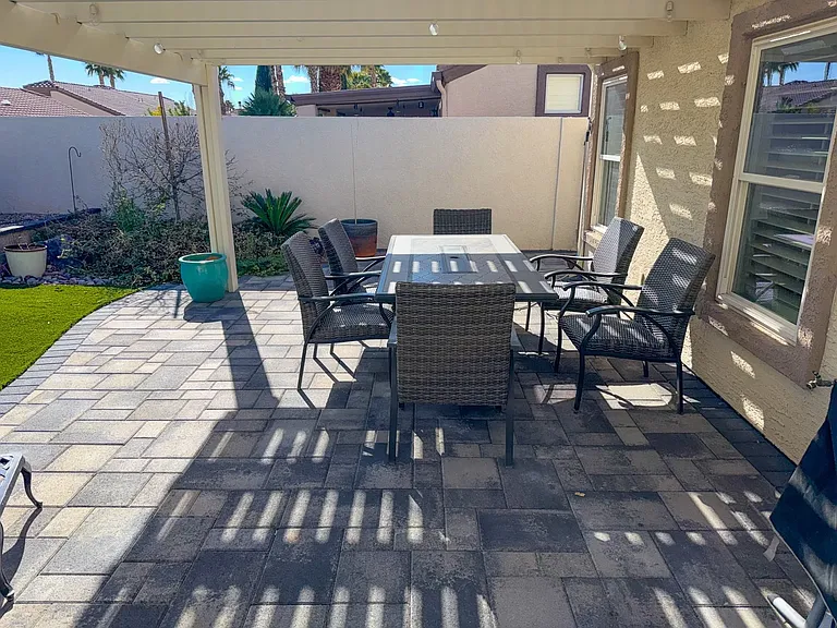 1394 Harbour Dr — Photo 24