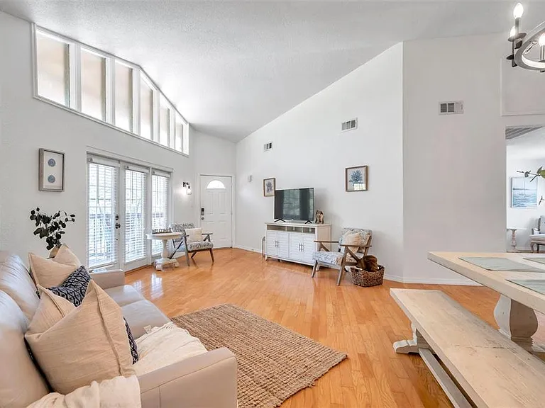 1261 12th Ct SW — Photo 12