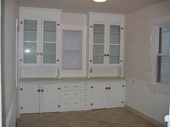 4th image of 166 Woodside Ave