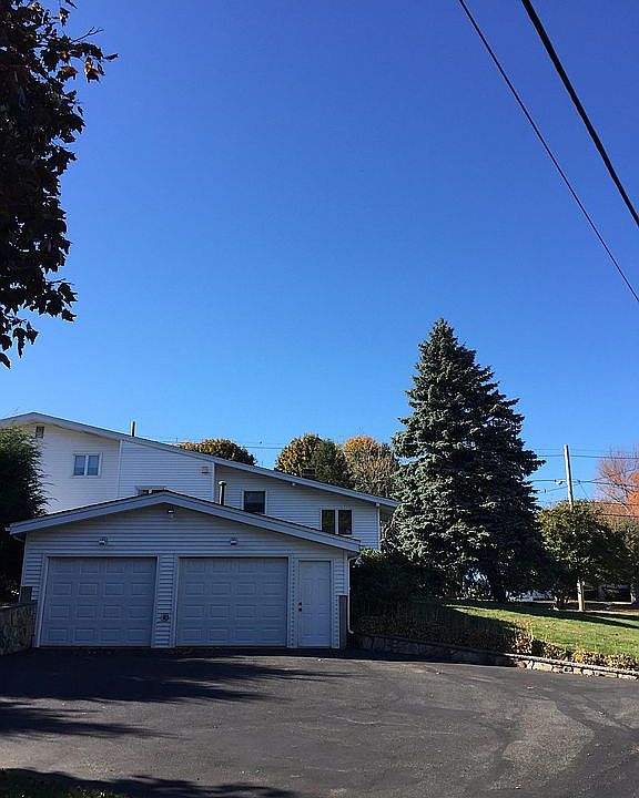 2nd image of 10 Longstreet Rd