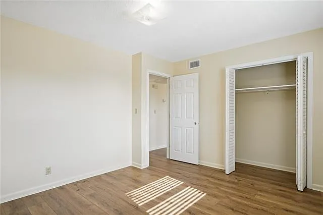 3017 Lake Villa Dr #4 — Photo 12