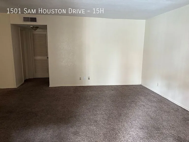 1501 Sam Houston Dr — Photo 41