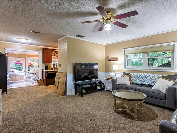 5th image of 2508 Lake Wade Ct