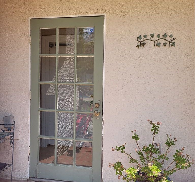 1st image of 21171B Lochlea Ln