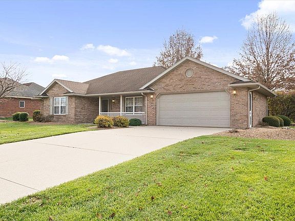 2nd image of 1675 Scarlet Oak Dr