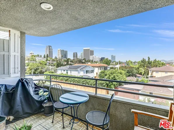 9836 Vidor Dr APT 302, Los Angeles, CA 90035