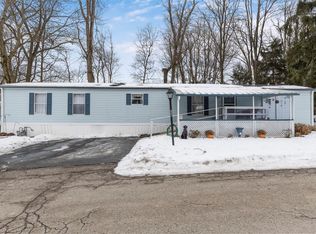 423 Perry Cir, Cranberry Township, PA