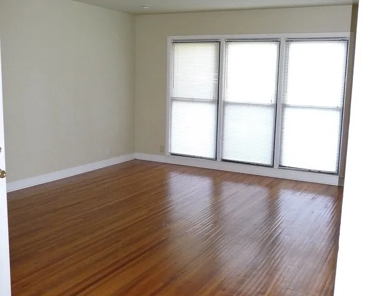 246 White Bridge Rd #C4 — Photo 1