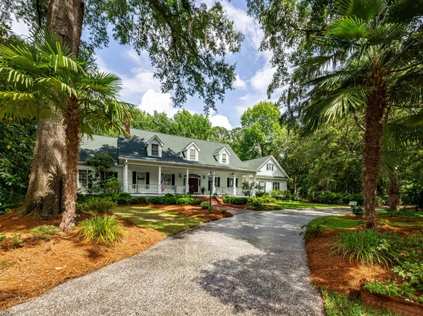 101 Drayton Dr, Summerville, SC 29483