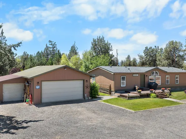 4970 NW 62nd St, Redmond, OR 97756