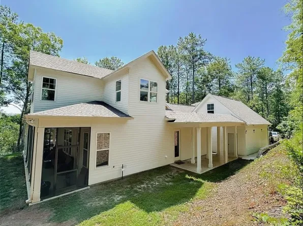 154 Lee Road 2133, Valley, AL 36854