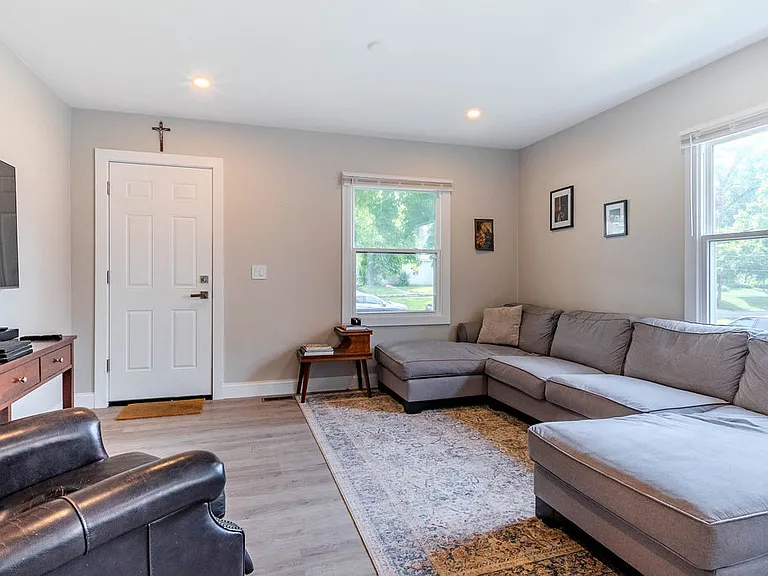 522 N Central Ave #1 — Photo 3