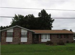 Meadowood Dr, Gadsden, AL 35907