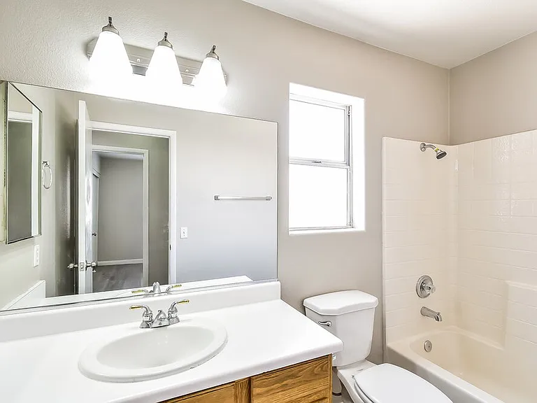 9156 Indian Breeze Dr — Photo 15