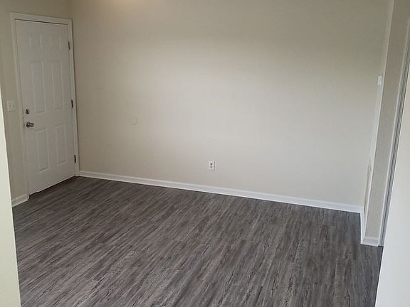 2nd image of 1595 Church Ave SE APT 2C