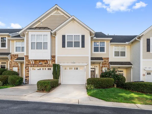 4909 Amber Clay Ln, Raleigh, NC 27612