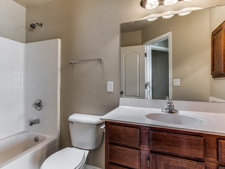 11296 Bullseye St — Photo 23