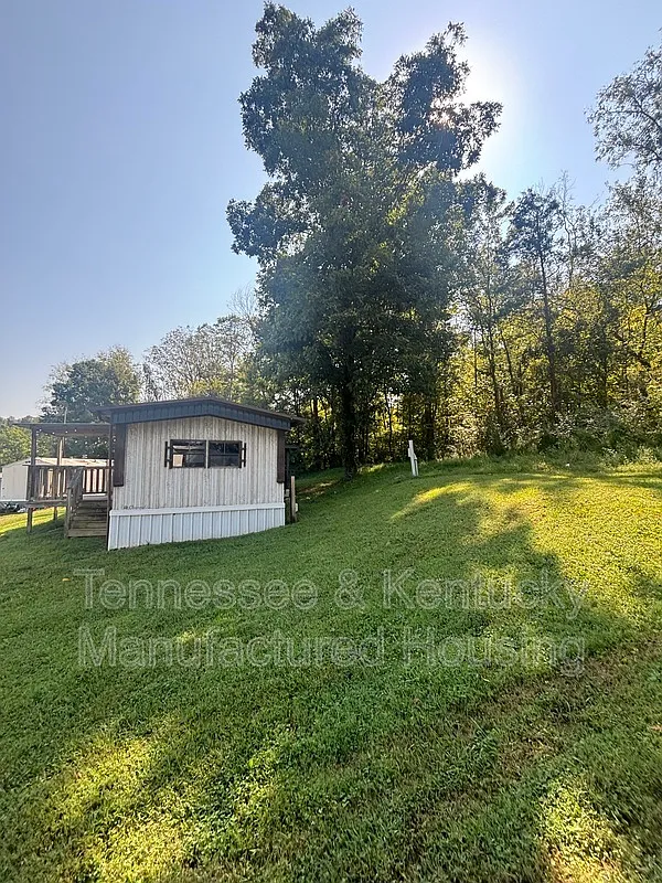 2 bed, 1.0 bath, 900 sqft, $750 — Photo 1