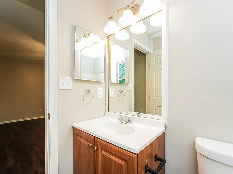 5394 Greenhedge Ct — Photo 17
