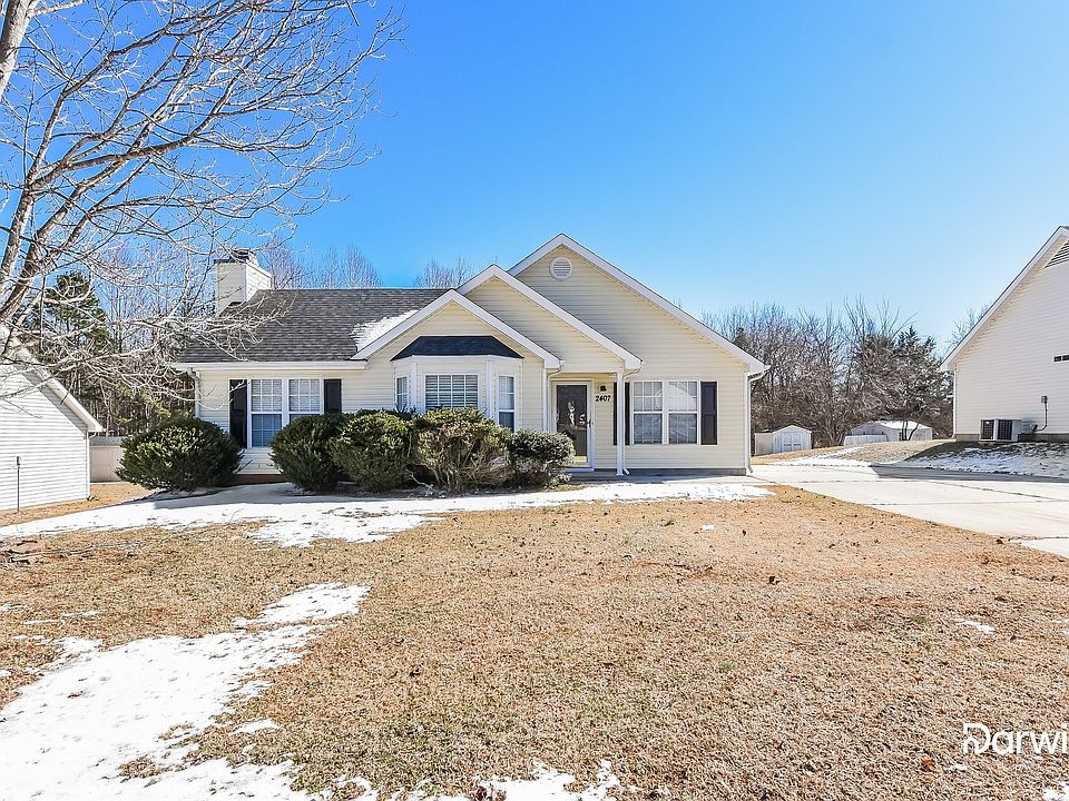 1st image of 2407 Glen Laurel Dr