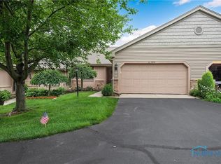 9858 Ford Rd, Perrysburg, OH 43551