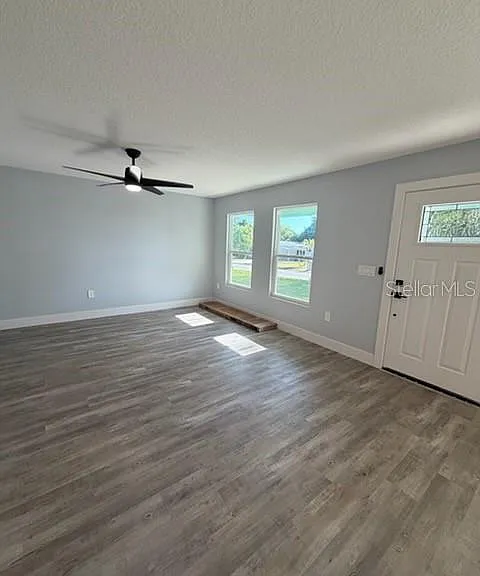 521 Skyline Dr E — Photo 10