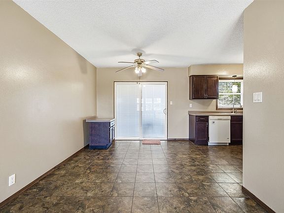5th image of 4513 Navajo Dr NE