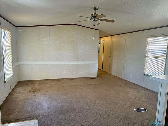 4th image of 515 N Acoma Dr