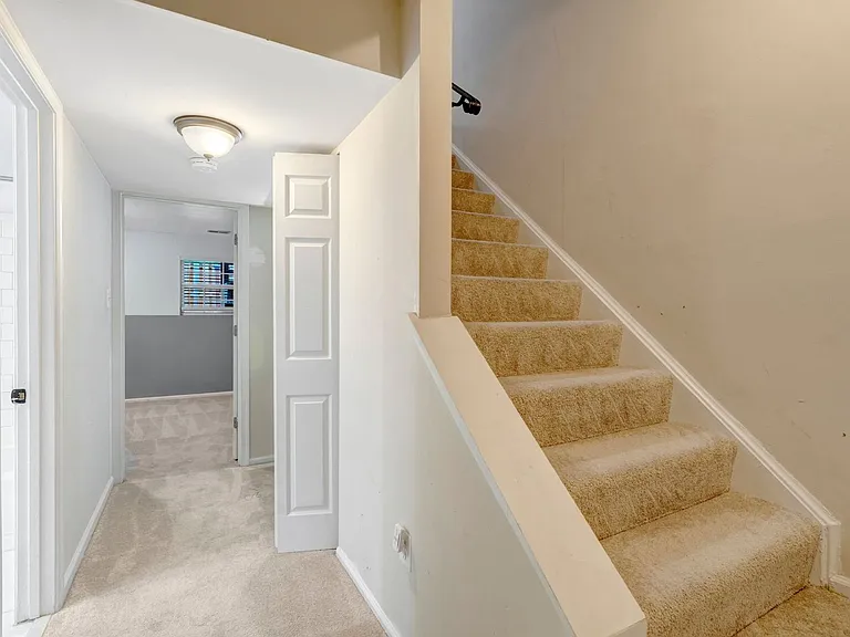 1848 Heather Glen Ct — Photo 6