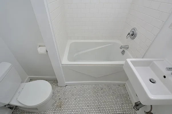 Rented by Aether Property Group | media 19