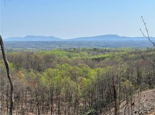 5 Howell Rd #5, Pilot Mountain, NC 27041