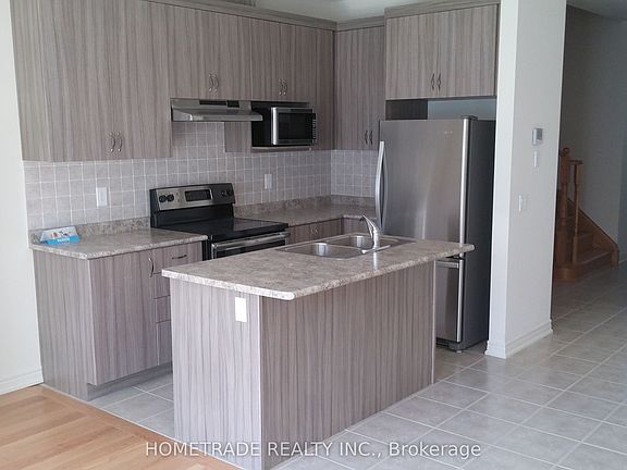3rd image of 55 Ivor Cres