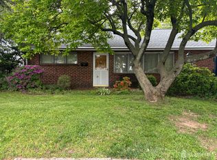 10 Miko Rd, Edison, NJ 08817