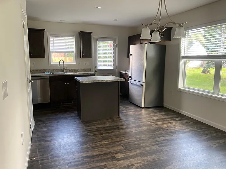 132 Greenwood Ave #2 — Photo 3