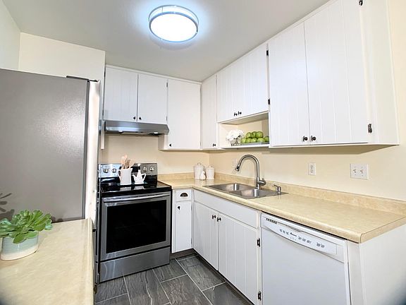 4th image of 185 Union Ave APT 65