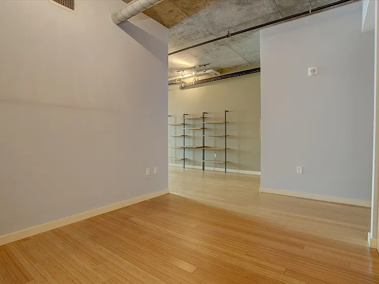 1401 Wewatta St #705 — Photo 12